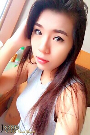 Bangkok Escorts - Kari Thai Bangkok Escort