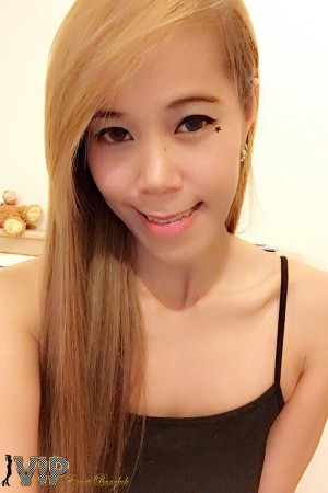 Bangkok Shemale Escorts - Jess thai Bangkok Escort