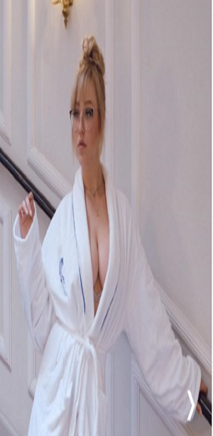 Lyon Escorts - Maevaluxxe French Lyon Escort