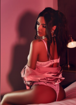 Amsterdam Escorts - Lucy italian Amsterdam Escort