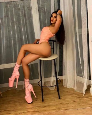 Amsterdam Escorts - Samira Caucasian Amsterdam Escort