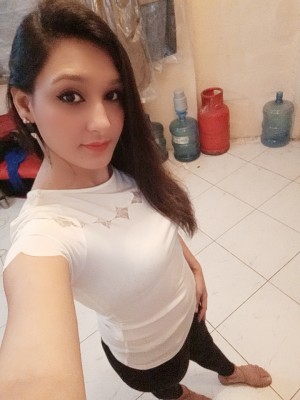 Dubai Escorts - Pari Sharma asian Dubai Escort