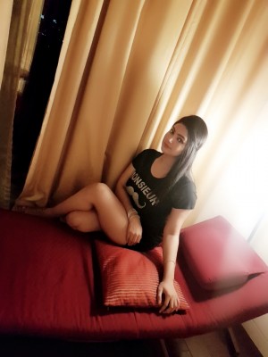 Abu Dhabi Escorts - Ruby Khan indian Abu Dhabi Escort