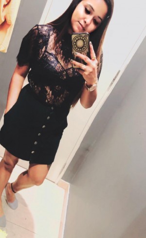 Abu Dhabi Escorts - Payal Sharma Indian Abu Dhabi Escort