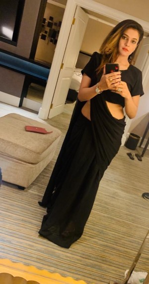 Dubai Escorts - Minu Indian Dubai Escort
