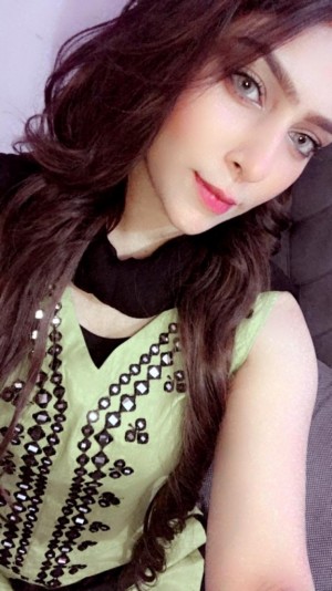 Dubai Escorts - Neha Khan United Arab Emirates Dubai Escort