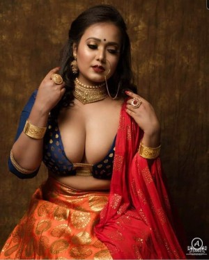 Dubai Escorts - Kajal indian Dubai Escort