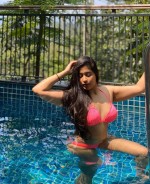 Dubai Escorts - Nupur Indian Dubai Escort