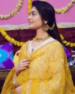 Dubai Escorts - Pryanshi Indian Dubai Escort