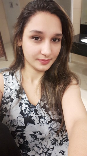 Dubai Escorts - Aamna Indian Dubai Escort