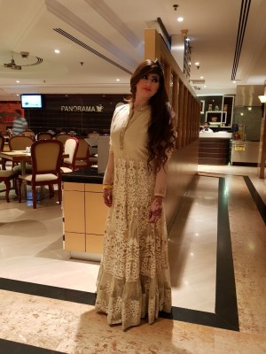 Dubai Escorts - Miss Pihu Pakistani Dubai Escort