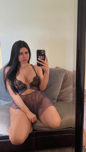 Lyon Escorts - Erenna française Lyon Escort