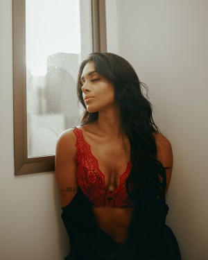 Beirut Escorts - Diya Lebanon Beirut Escort