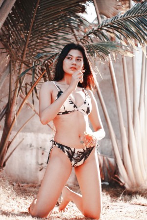 Beirut Escorts - Maneeksha Lebanesee Beirut Escort