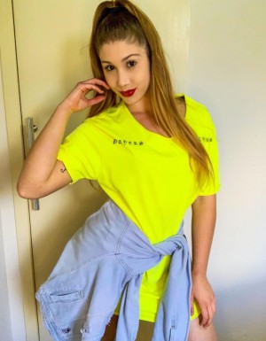 Lyon Escorts - Isabelle Blanc Française Lyon Escort
