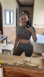 Frankfurt Escorts - Nelly France Frankfurt Escort