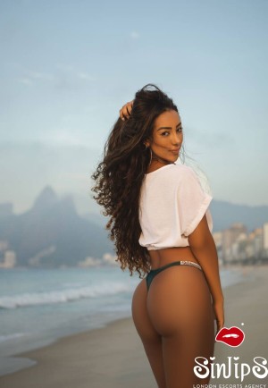 London Escorts - Joyce Brazilian London Escort