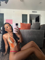 Frankfurt Escorts - Yvana British Frankfurt Escort