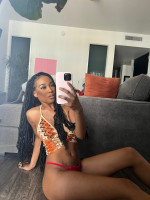 Frankfurt Escorts - Yvana British Frankfurt Escort