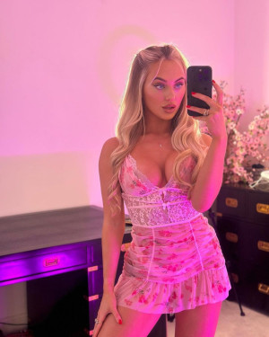 Strasbourg Escorts - Sibelle German Strasbourg Escort