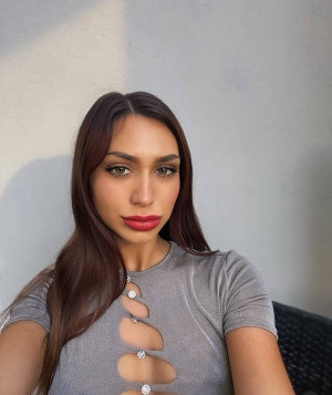 Paris Escorts - Doucemel Belge Paris Escort
