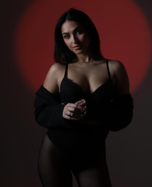 Brussels Escorts - Aria english Brussels Escort