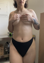 Paris Escorts - Gomez Larrisaaa Mexicain Paris Escort