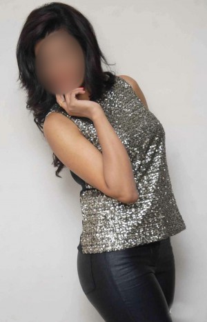 Delhi Escorts - Roshni rao Indian Delhi Escort