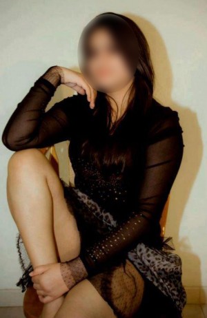 Delhi Escorts - Riya oberoi Indian Delhi Escort