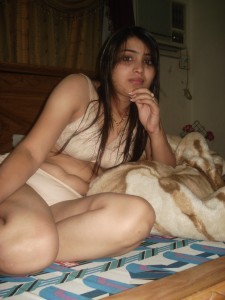 Mumbai Escorts - 09619679488 mumbai escort Indian Mumbai Escort